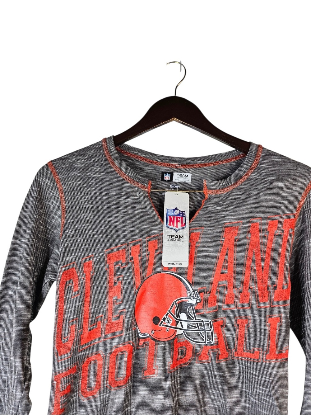 NFL Womens Small Cleveland Football Long Sleeve Shirt NWT Brown Graphic Top - Picture 3 of 5